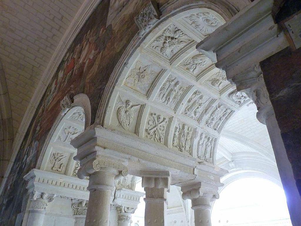 149 ABBAYE DE FONTREVRAUD_000039.jpg